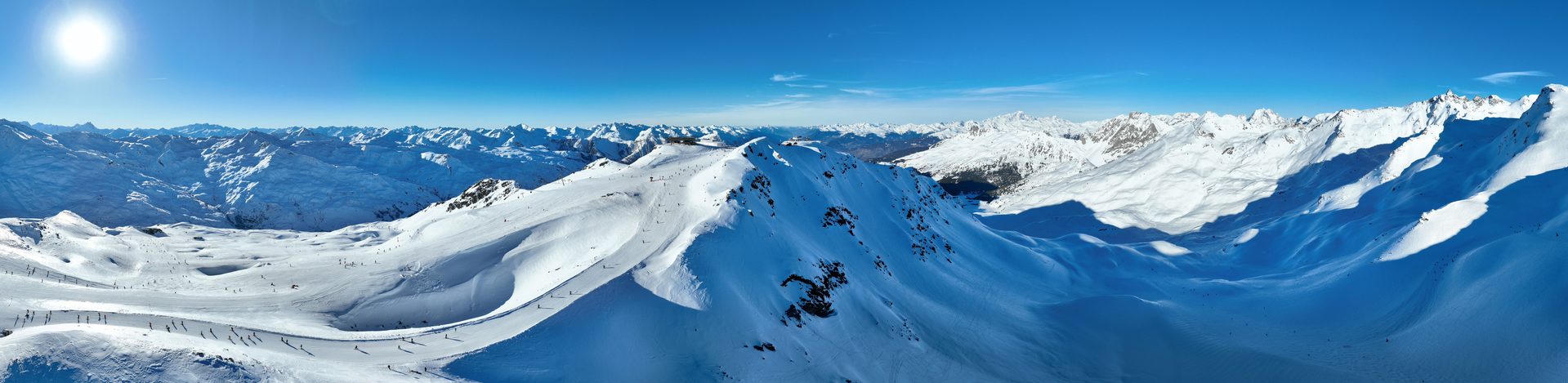 Panoramic view from Col de la Chambre, Val Thorens in Les 3 Vallées