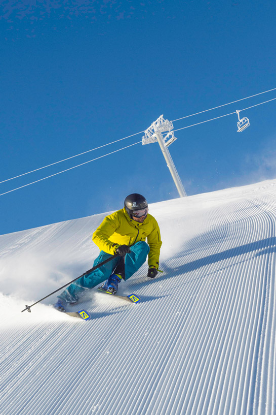 Grâce au Pass 3 Vallées Illimité partez à la découverte de stations de ski étrangères : un des nombreux avantages de ce forfait saison