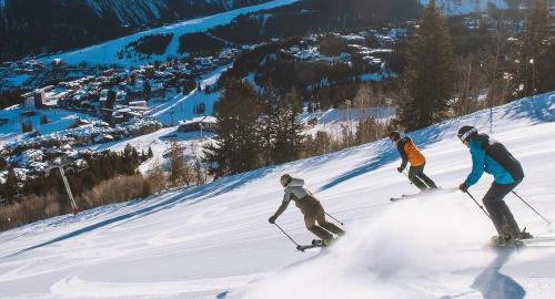 Enjoy incredibly low prices on 3 Vallées skipasses from April 12th to 21st 2025