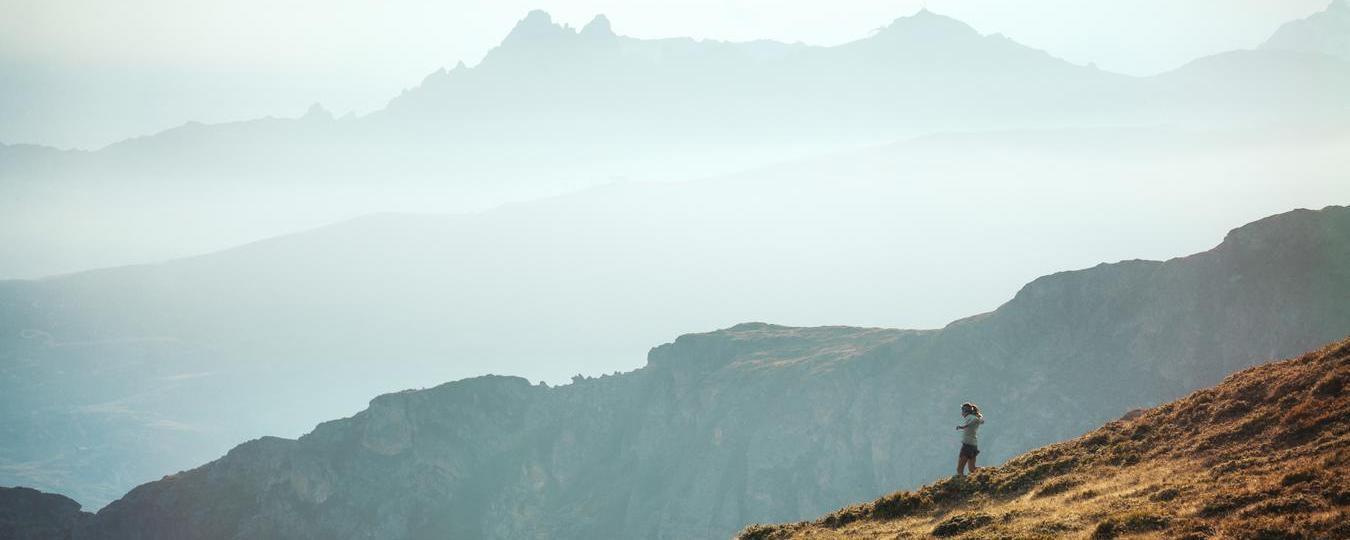 Trail running at the Col de la Fenêtre in the Belleville Valley, Les 3 Vallées