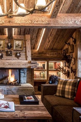 Winter Refuge in Les 3 Vallées, French Alps