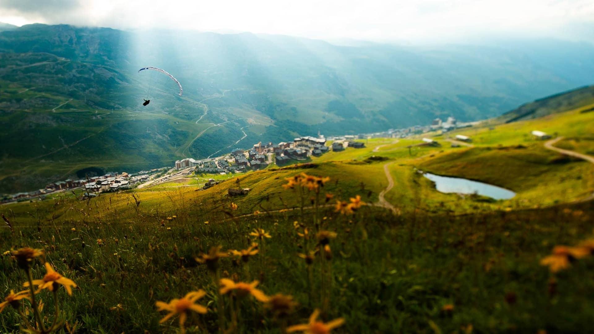 Paragliding