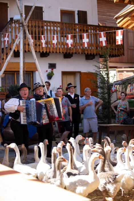 Profiter d'une journée festive à la fête de la Madelon dans Les 3 Vallées