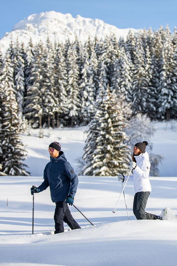Snowshoeing or Biathlon in Les 3 Vallées : an other way to discover the mountain