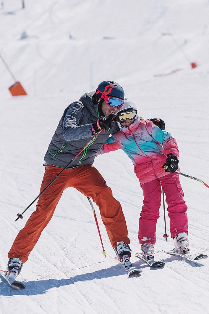 Enjoy family skiing in Les 3 Vallées in April