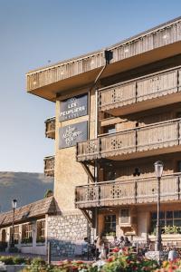 Book your hotel for a refreshing summer holiday in Les 3 Vallées: from 6th July to 30th August