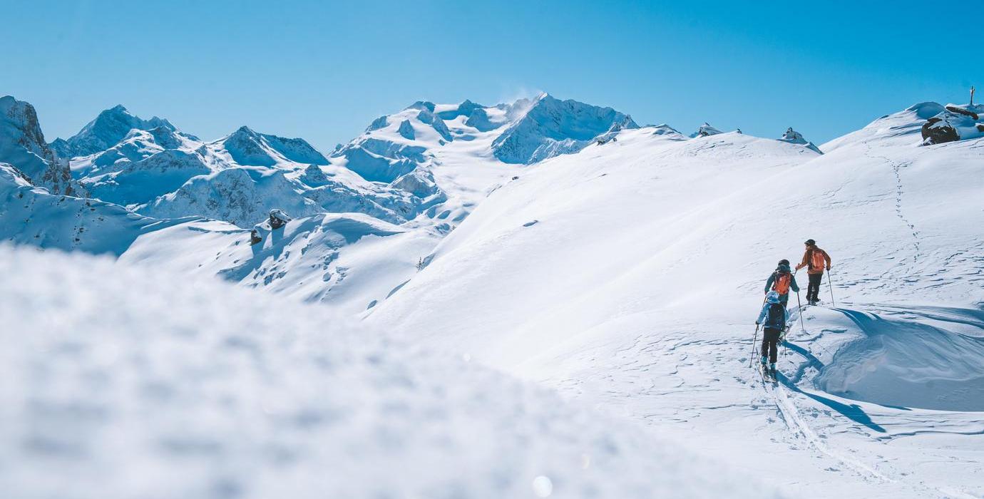 Ski de randonnée entre amis à Méribel dans les 3 Vallées