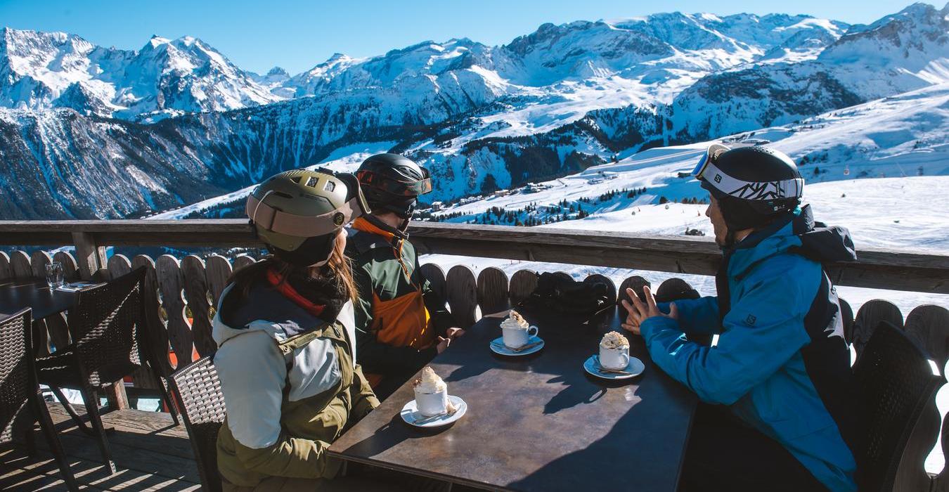 Restaurant La Soucoupe in Courchevel in the 3 Valleys