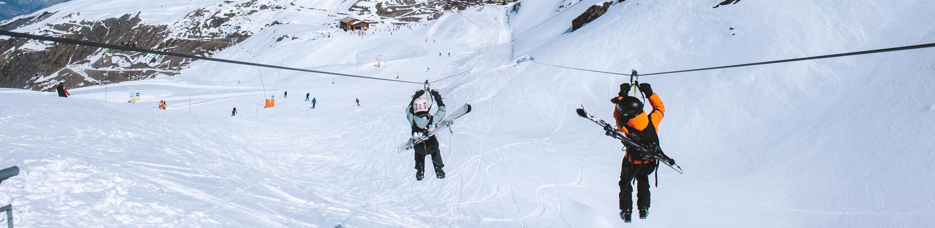 The zipline in Orelle, located between Val Thorens and Orelle: thrilling and dizzying sensations