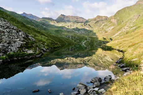 Lac du Lou between Les Menuires and Val Thorens in Les 3 Vallées