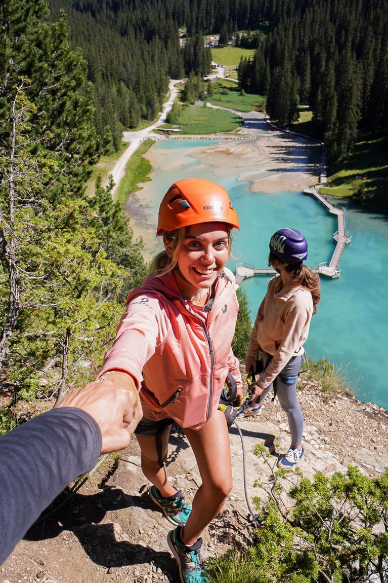 Pratique de l'activité d'été via ferrata dans Les 3 Vallées, Méribel, Courchevel, Vallée des Belleville