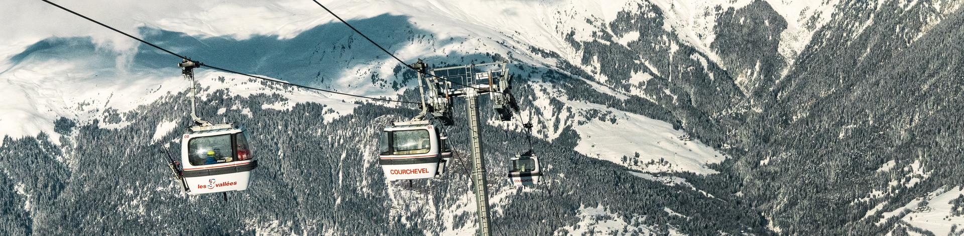 The Vizelle gondola lift, Courchevel in the 3 Valleys