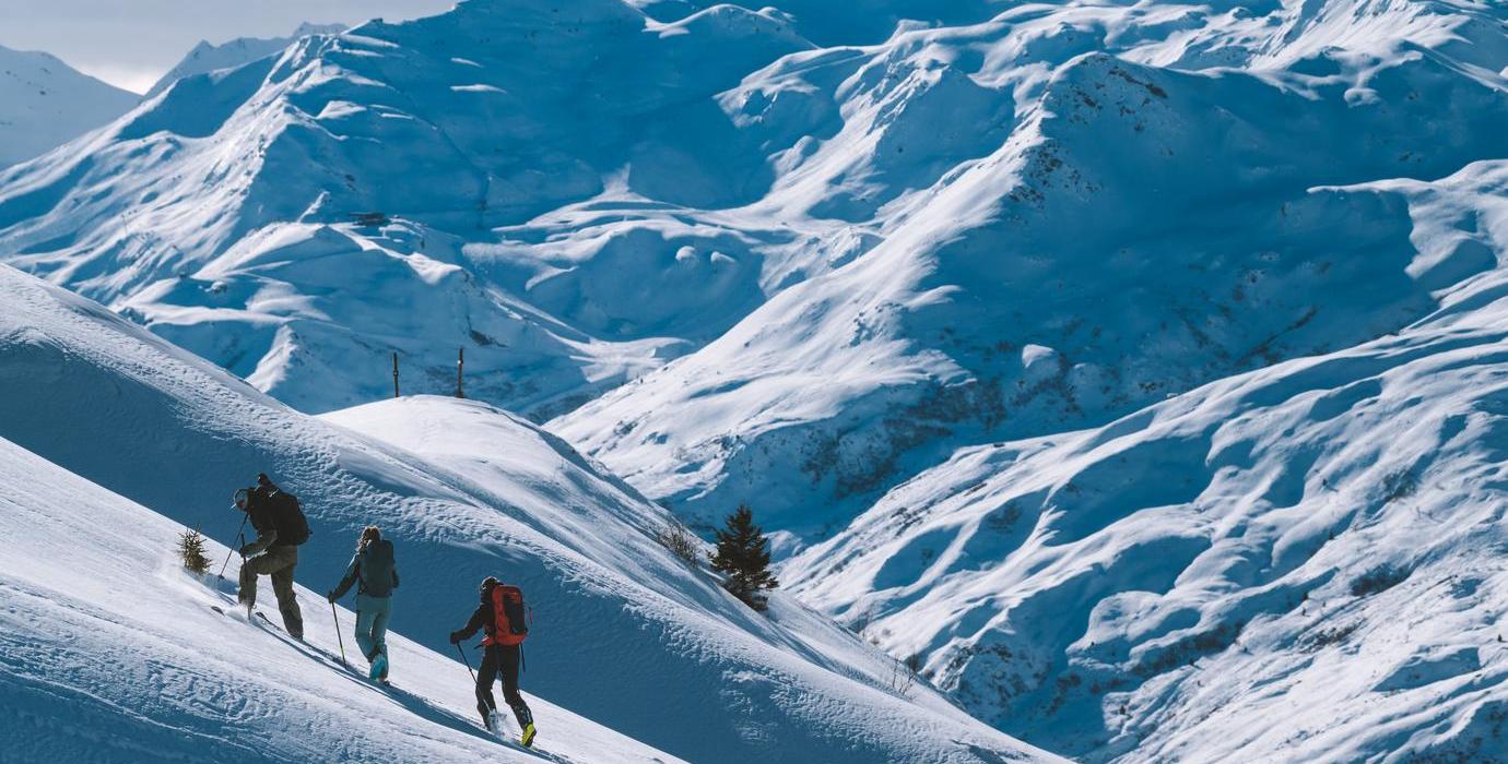 Ski touring in Saint-Martin-de-Belleville in the 3 Valleys