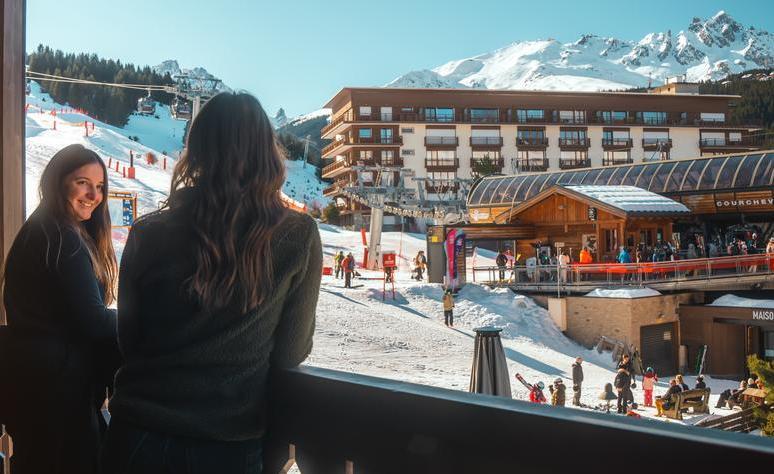 Appartement ski aux pieds Courchevel Les 3 Vall&eacute;es