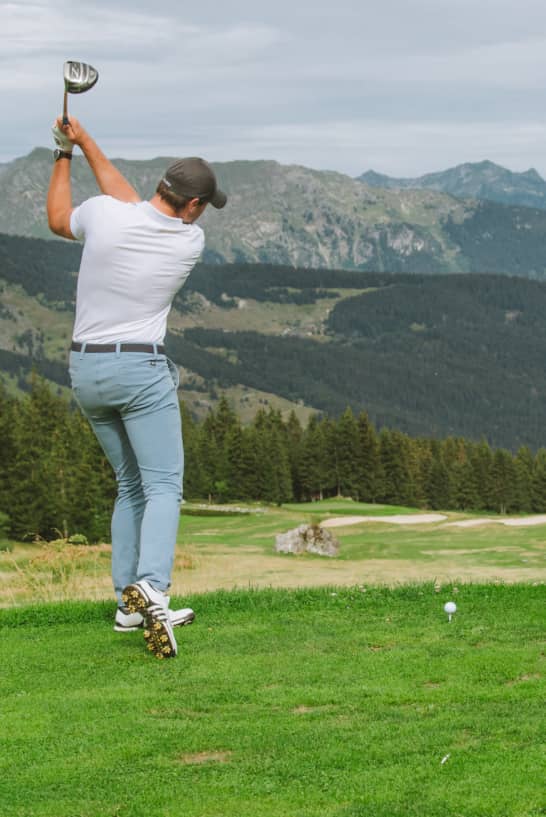 Practice golf in Méribel in the French Alps
