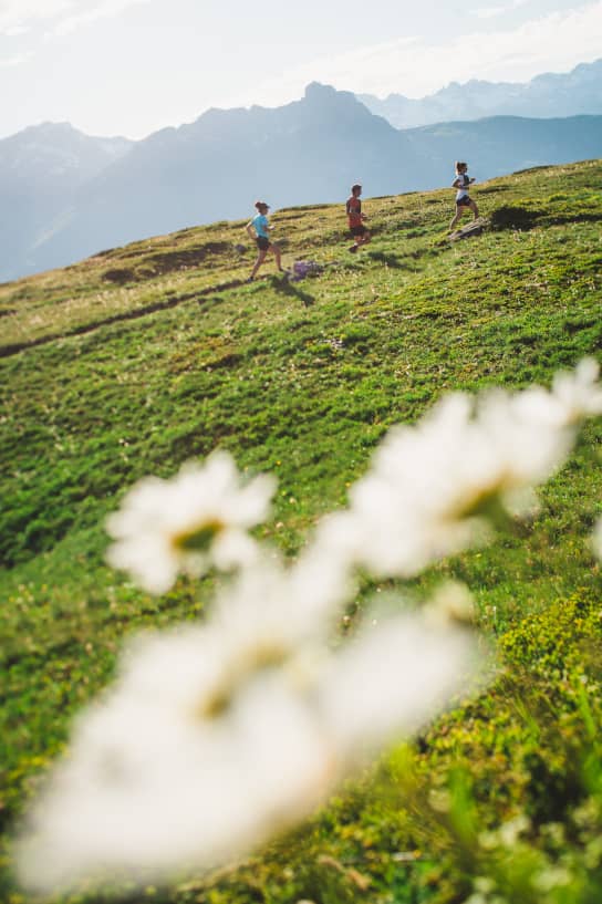 Pratiquer l'activité trail avec ses amis à Méribel au cœur du territoire des 3 Vallées