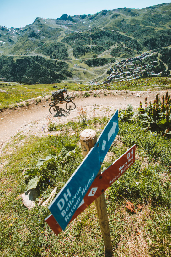 Mountain biking in Les 3 Vallées, here in Méribel