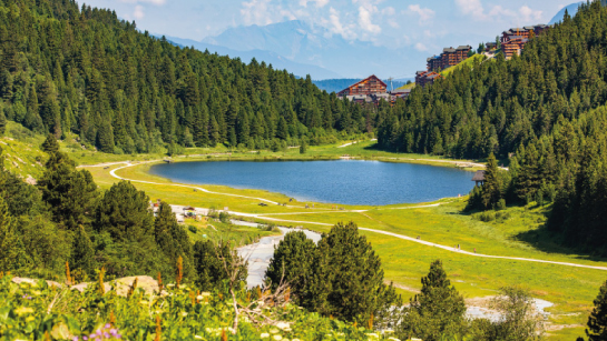 Tuéda lake in Meribel