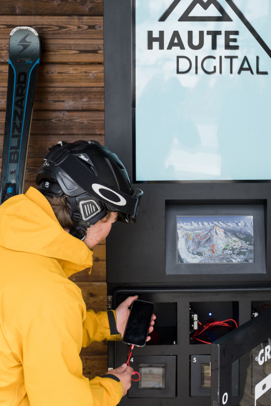 Mobile phone charging stations, accessible on the slopes