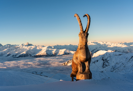 Mythical summit of the 3 Vallées : The Pointe de la Masse in Les Menuires