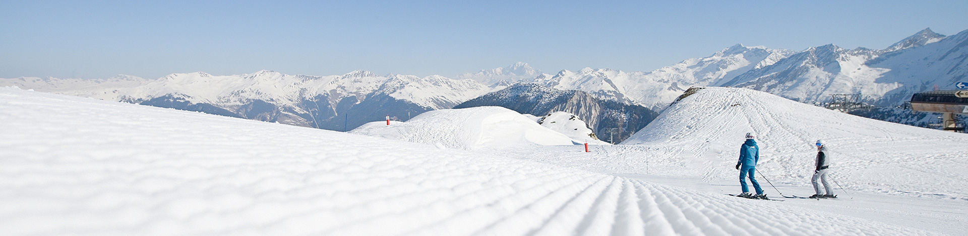 Ski entre amis en mars dans Les 3 Vallées