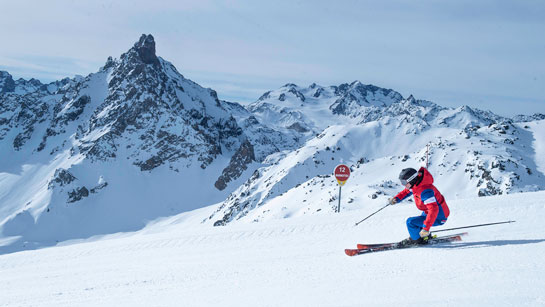 esf ski instructor of Les 3 Vallées, here in Courchevel