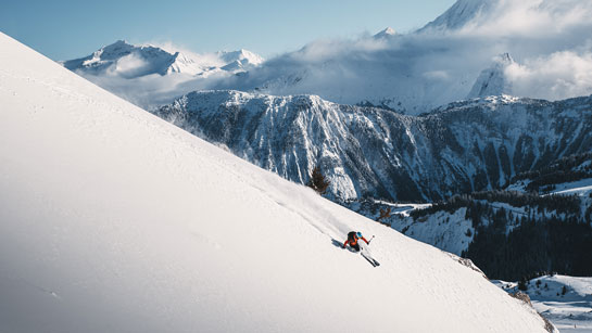 A weekend in Les 3 Vallées with friends : try off-piste activity with a Les 3 vallées ski instructor