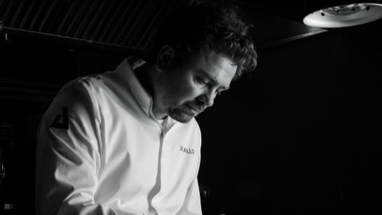 The chef Jean-Rémi Caillon, awarded 1 Michelin star, at the restaurant Alpage in Courchevel 1850, located in Les 3 Vallées